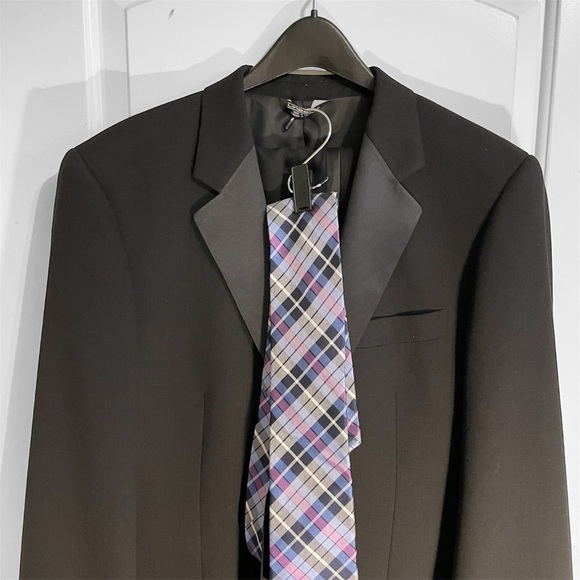 Black Men’s Suit 100% Wool with Notched Lapel Slim Fit With Neck Tie Size 40R - Picture 2 of 8